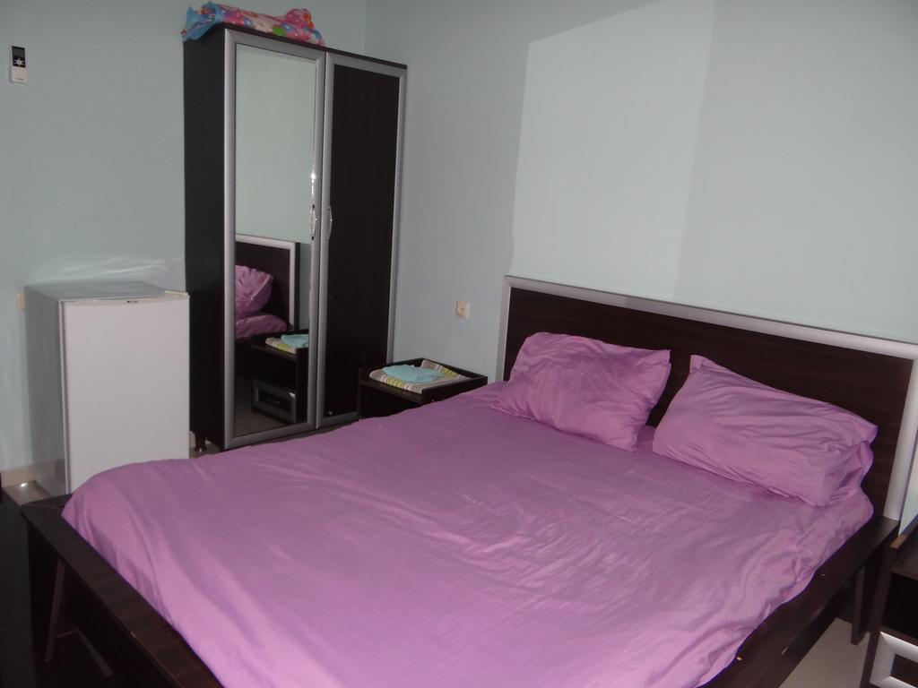 Festina Lente Hotel Koboeleti Buitenkant foto