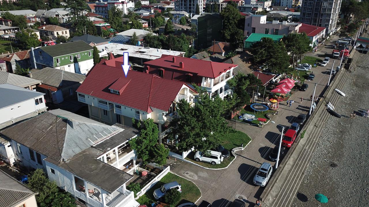 Festina Lente Hotel Koboeleti Buitenkant foto